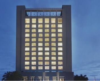 Hotels.com